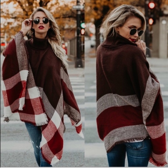 Fashionomics Sweaters - Turtleneck Shrugs